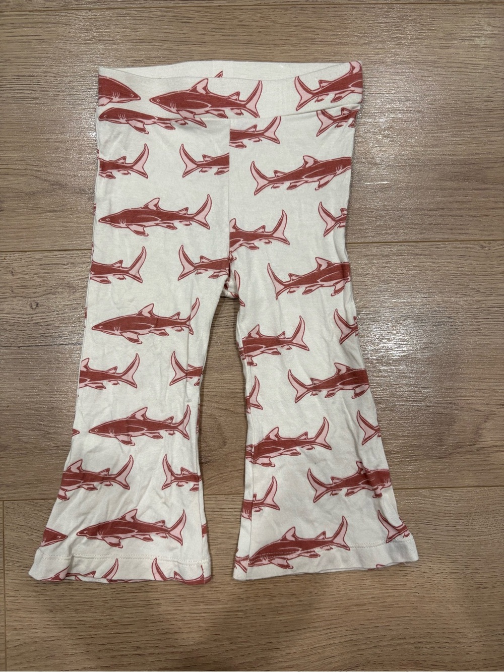 Kate Quinn Kids White Shark-Print Stretch Pants